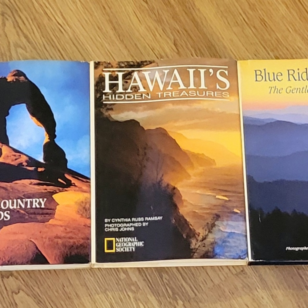 (5)National Geographic Books Vintage 1990s First Edition Bundle of (5) Hardcover
